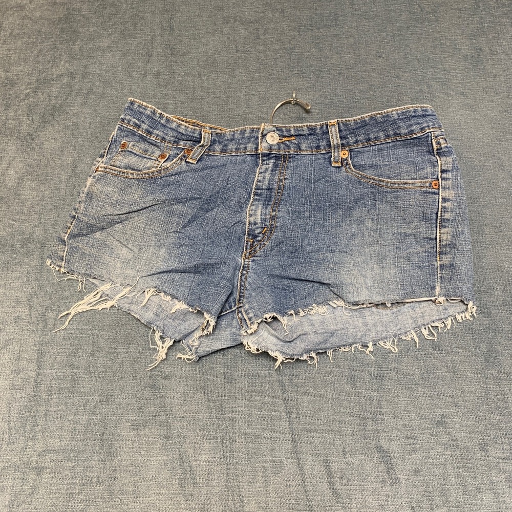 Y2K Levi's 511 Super Low Rise Cut Off Shorts Women 33 Blue Denim  Medium Wash